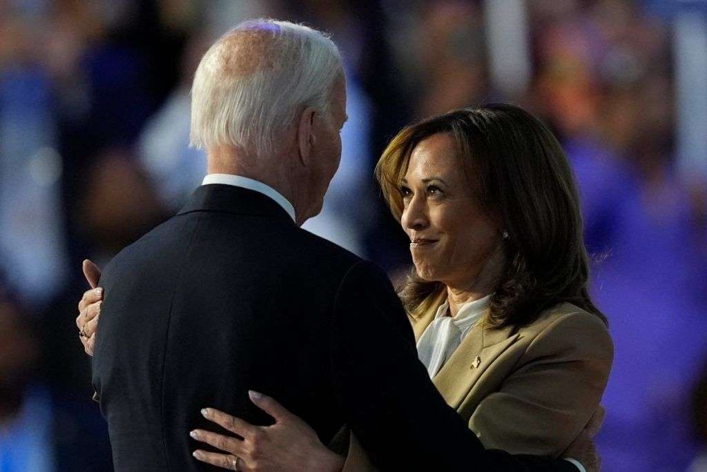 Kamala Harris pronta a sostituire Joe Biden